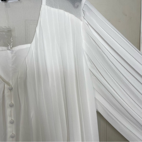 Anthropologie Endless Rose V-Neck Chiffon
Romper Sz L - Picture 5 of 10